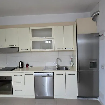 Tirent Apartment-cozy 2-bedroom In Don Bosko * Тирана