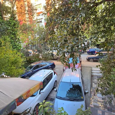 Appartement Tirent Apartment-cozy 2-bedroom In Don Bosko