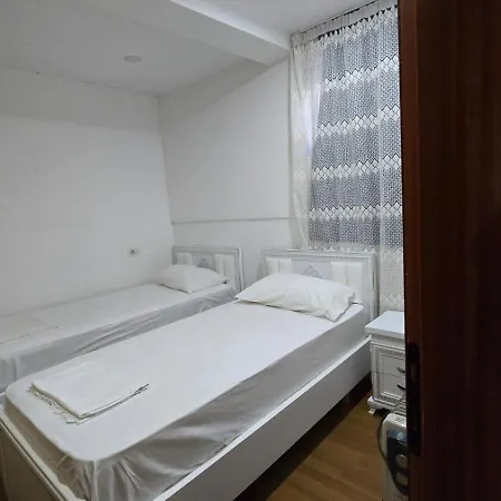 Apartmán Tirent Apartment-cozy 2-bedroom In Don Bosko *