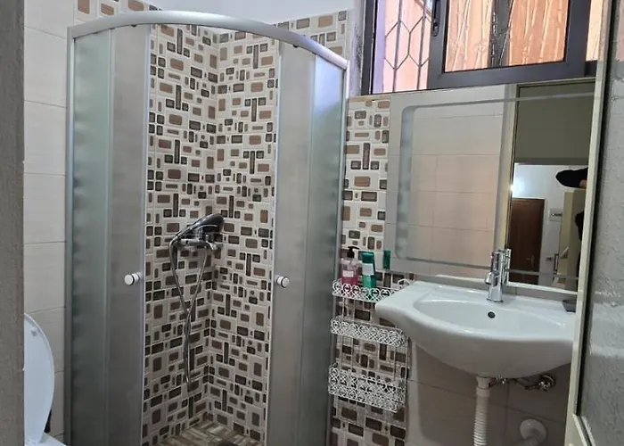 Appartement Tirent Apartment-cozy 2-bedroom In Don Bosko