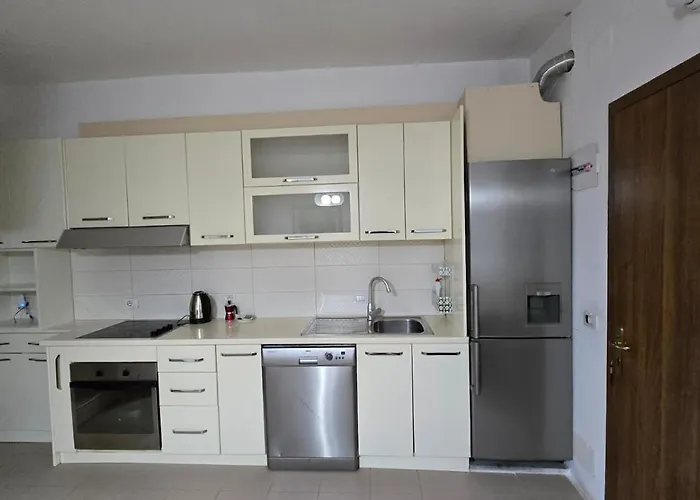Tirent Apartment-cozy 2-bedroom In Don Bosko * Tirana