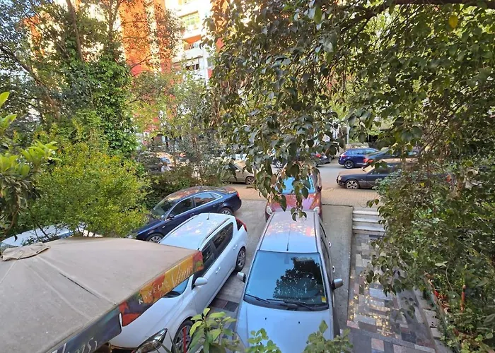 Апартаменты Tirent Apartment-cozy 2-bedroom In Don Bosko